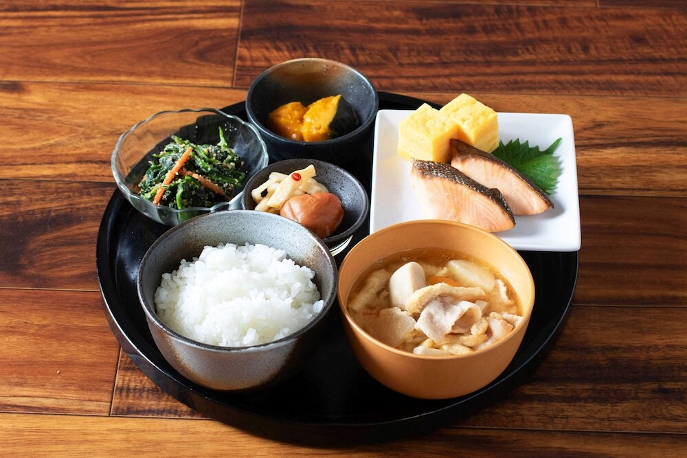 朝食