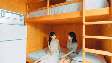 客室 / 28