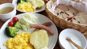 朝食スペース / 6