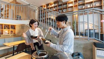 ロビーラウンジ / 15