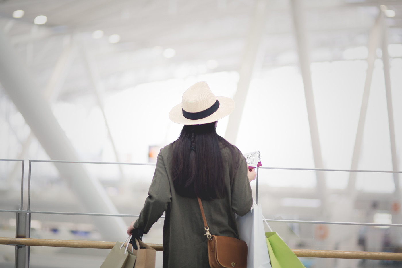 空港　女子旅