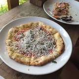 山の石窯ピザ 生駒 雲亭(ヤマノイシガマピザイコマクモテイ)