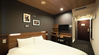 [禁煙] コンフォートダブルルーム (クイーンベッド)