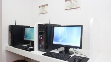 ロビーラウンジ / 3