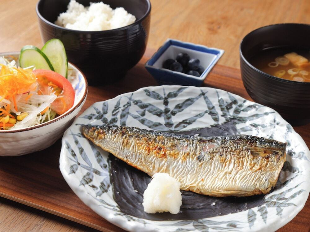 朝食