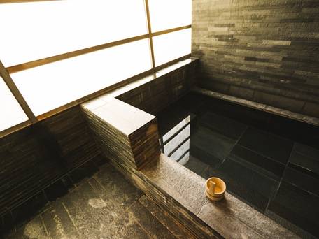 フォーシーズンズホテル丸の内 東京 / 4