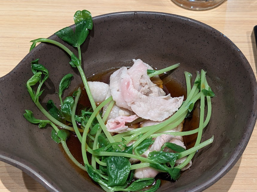 しゃぶしゃぶはセルフで。。。