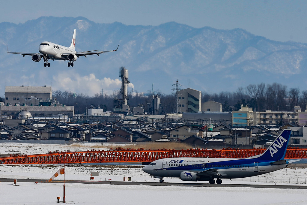 飛行機の場合2029668