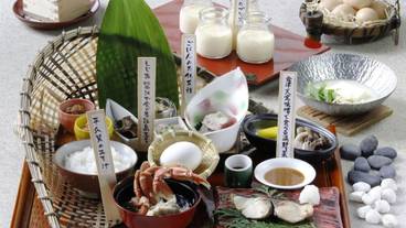 食事・飲み物 / 1