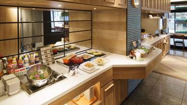 朝食ビュッフェ / 4