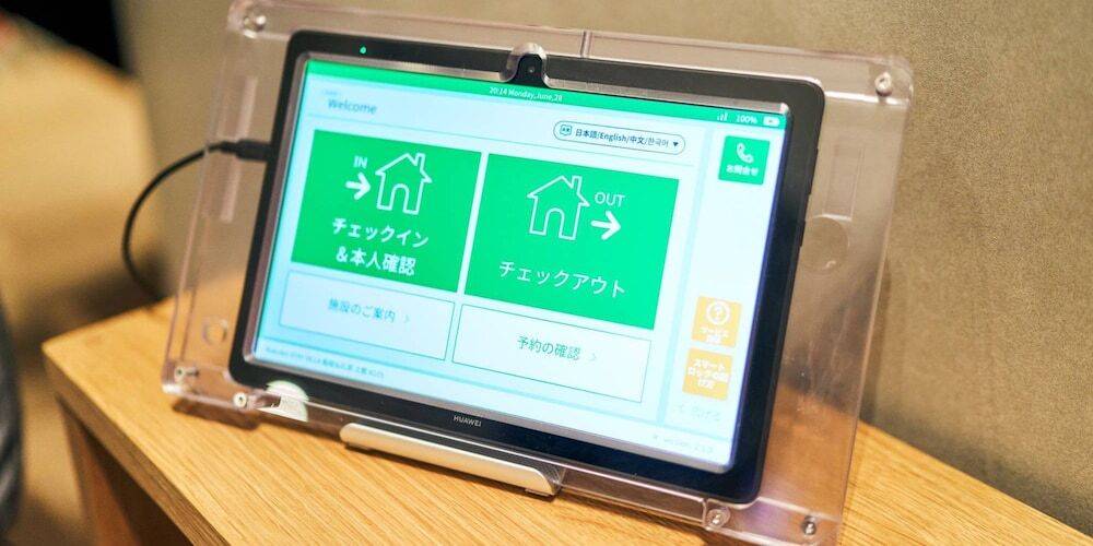 客室のチェックインタブレット / 5