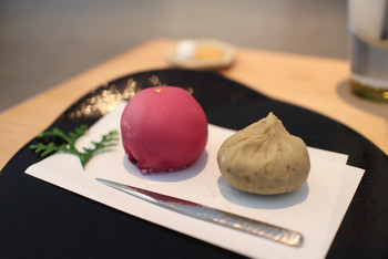 「餅匠 しづく 新町店」料理 1041313 フランボワーズ大福 ＆ 栗茶巾☆