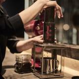 空気圧で抽出するエアロプレス / 2