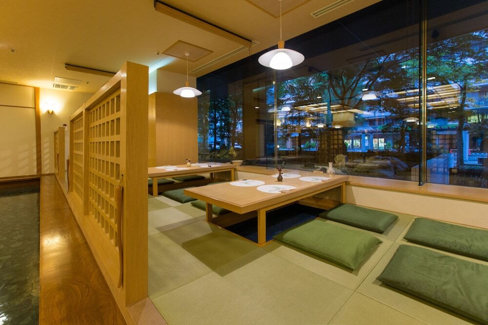 レストラン