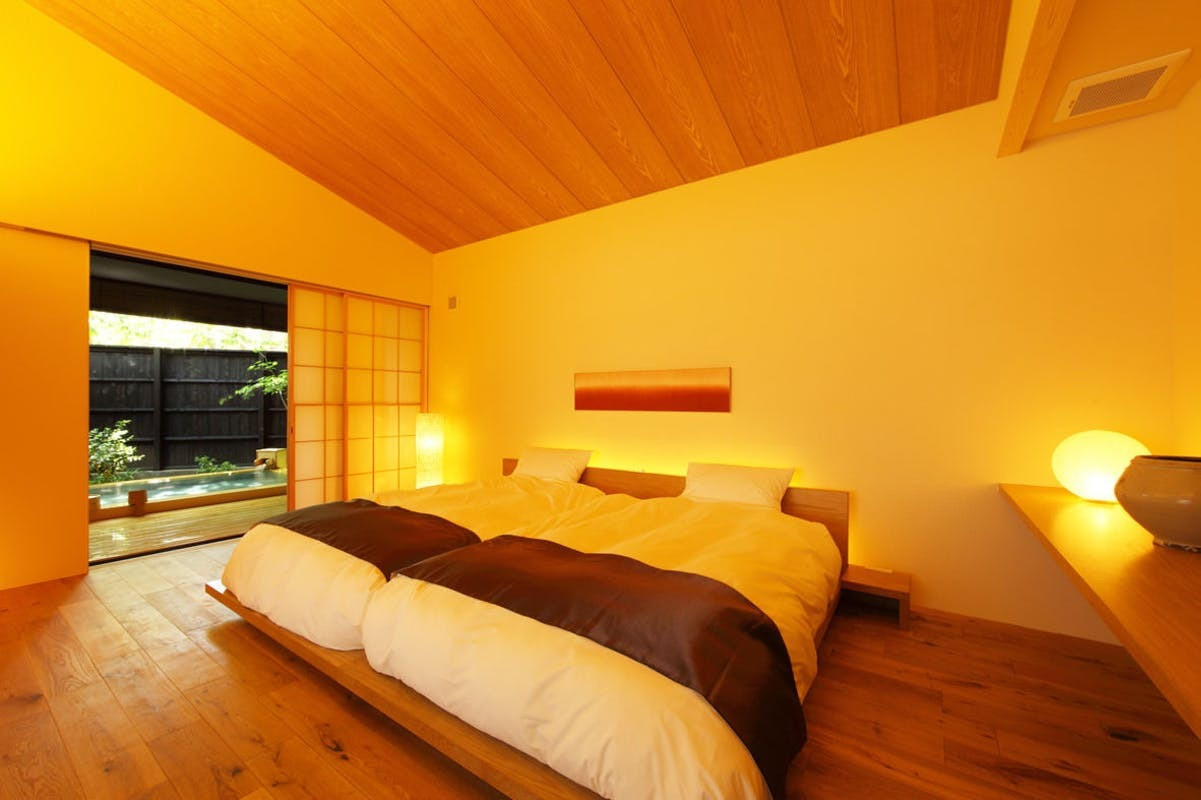 露天風呂付離れ(和)／寝室