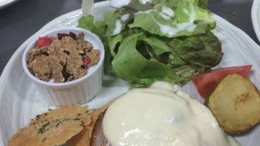 食事・飲み物 / 4