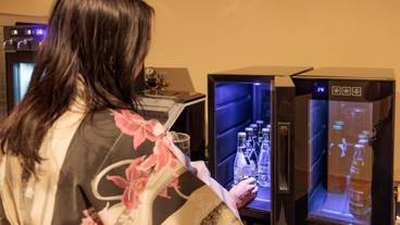 食事・飲み物 / 1