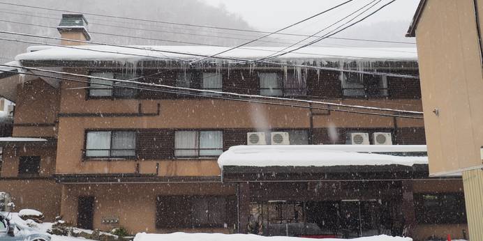 信州高山温泉郷 仙人露天岩風呂と渓谷美の宿 風景館（長野県 旅館） / 1