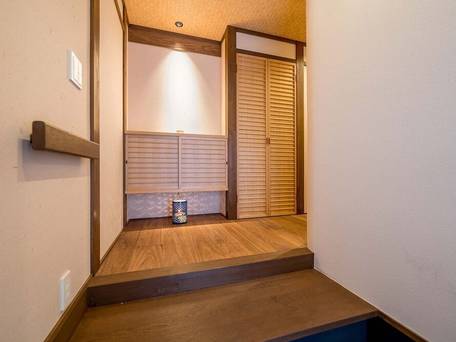 RESI STAY Villa Silktree / 2