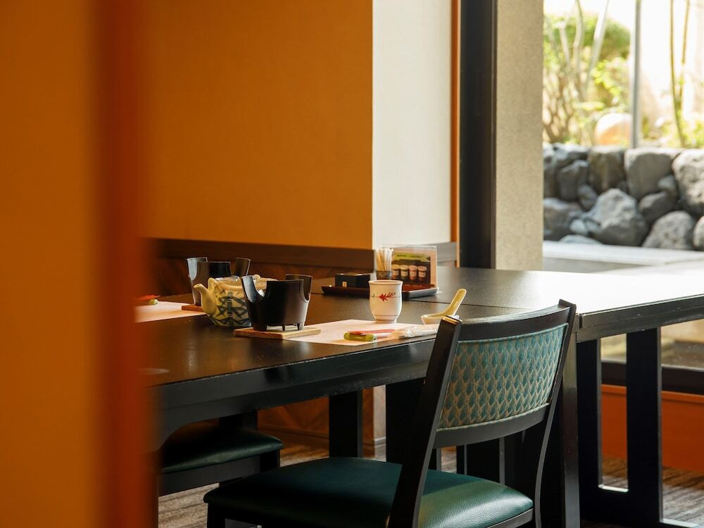 旅館のお食事処