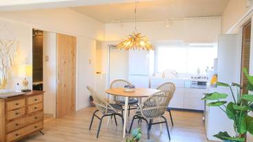 客室内のダイニングエリア / 36