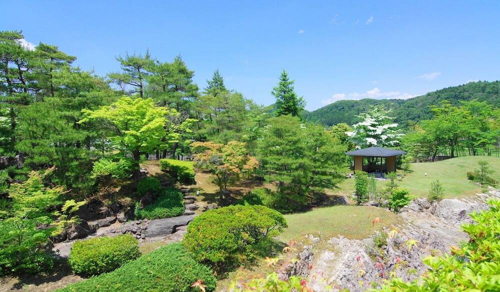 四季折々に美しい「曲水庭苑」 / 5