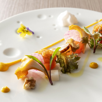 5. ホテルグランバッハ熱海クレッシェンド3639121