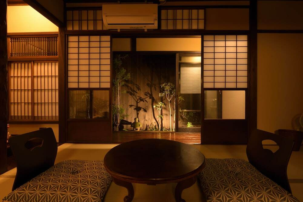 ロビー応接スペース