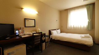 セミダブルルーム 喫煙可