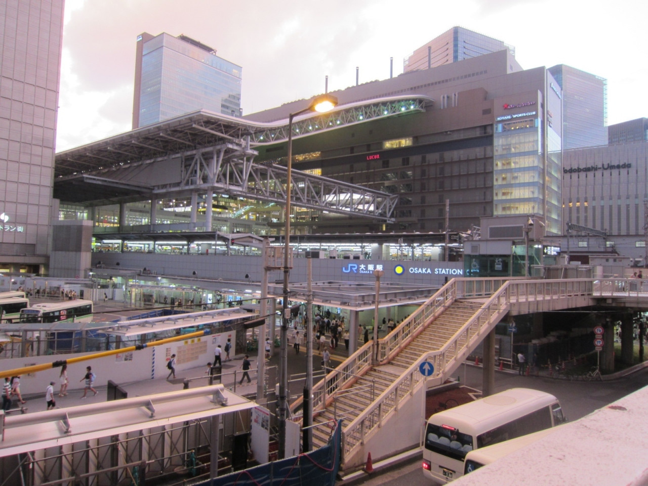 関西女子一人旅の拠点にするなら4083390