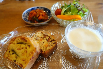 「カフェ分福」料理 603942 （2014/4月）「ケークサレセット」