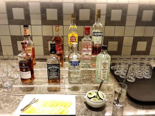 ドリンクサービス / 4