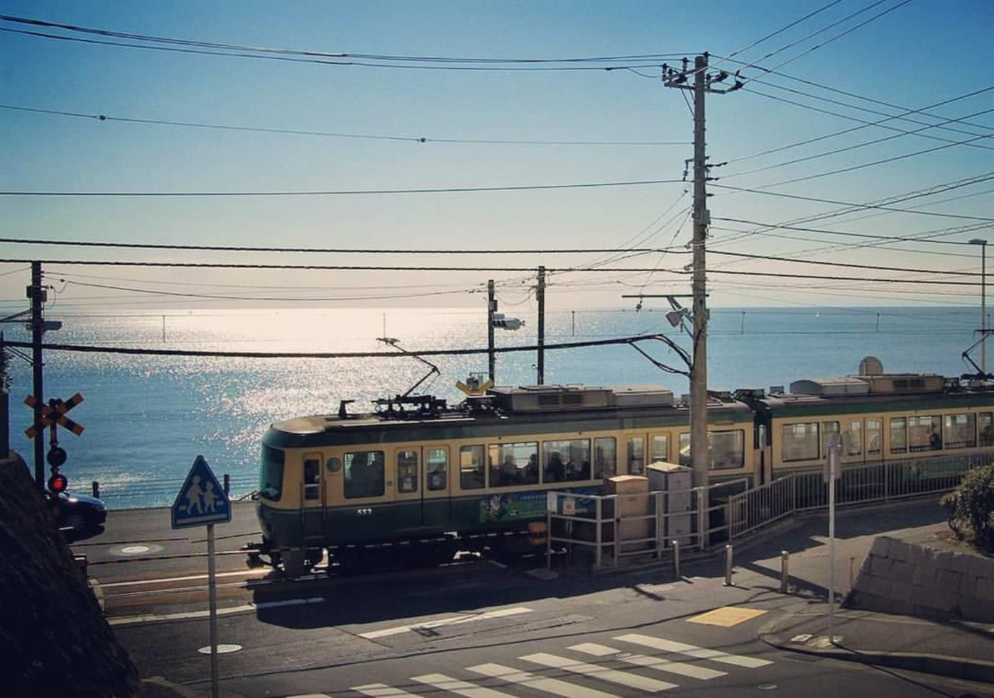 江ノ島　江ノ電