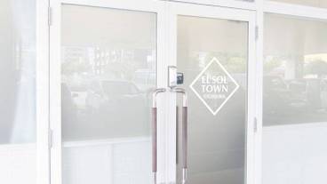 施設の入り口 / 4