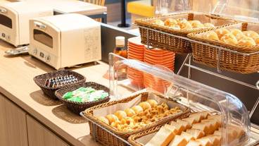 朝食スペース / 10