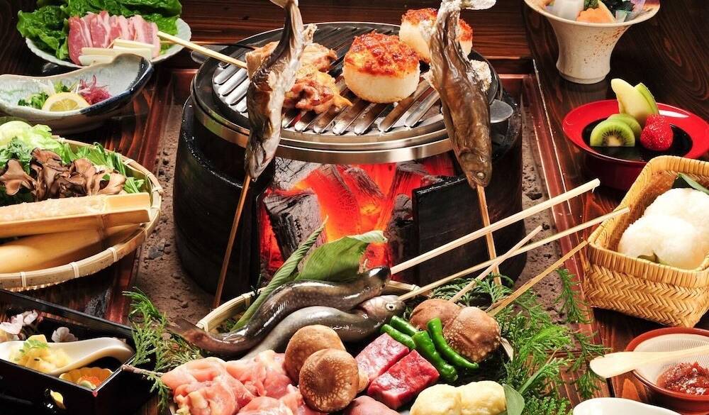 炭火山里料理一例 / 1