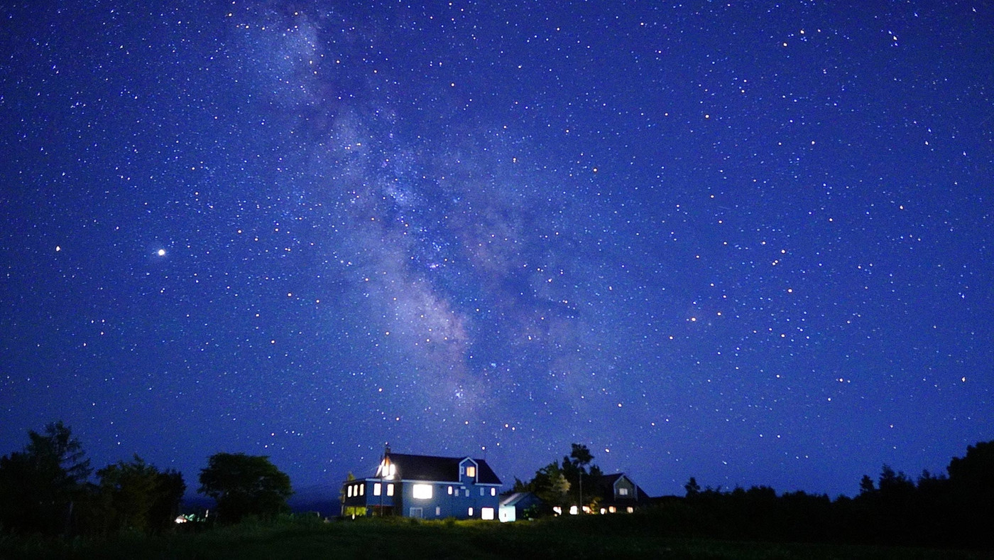 8.降るような星空が楽しめる「清里イーハトーヴホステル」3656865
