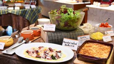 朝食スペース / 7