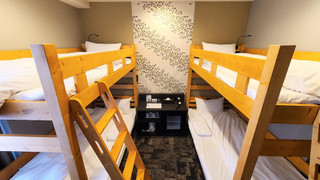 バンクベッドルーム (シャワーブースのみ)