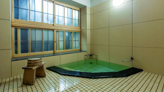 最も広い離れ貴賓室「錦華亭・八集庵」