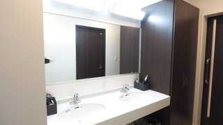 ダブルルーム 共用バスルーム