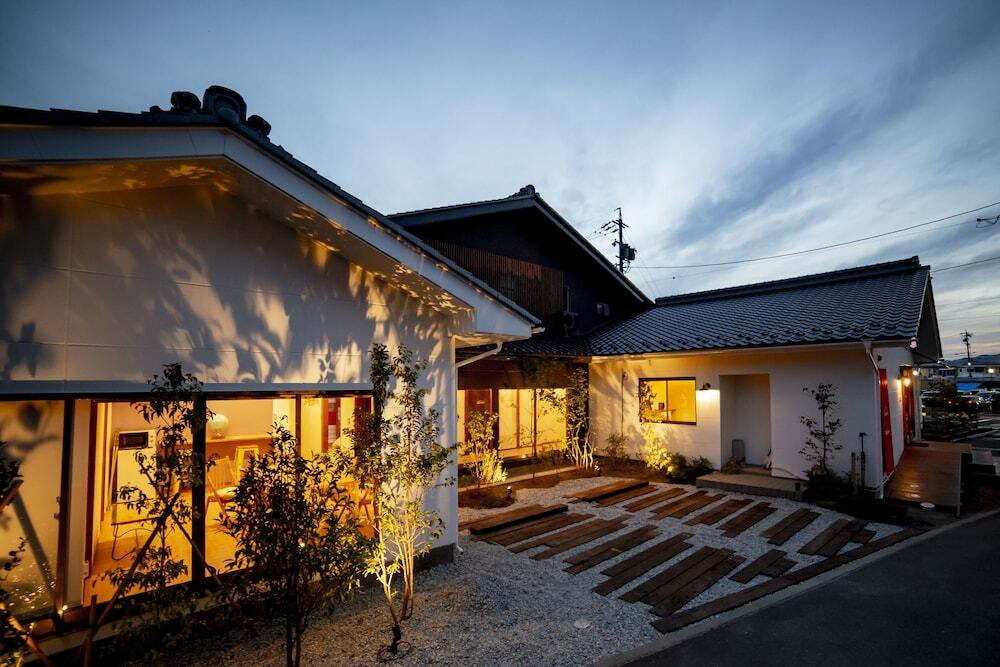 JR松本駅から車で約10分、シャトルバスも予約可能3391962