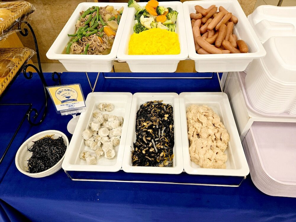 朝食