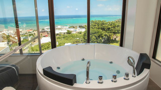 オーシャンビューコンドミニアム2階　ジャグジー付き R005