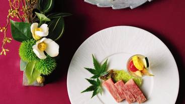 食事・飲み物 / 7