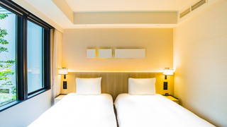 プレミアム ルーム シングルベッド 2 台 浴槽