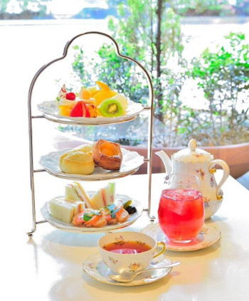 アフタヌーンティーにプール♪遠征前後は優雅におこもり3982409