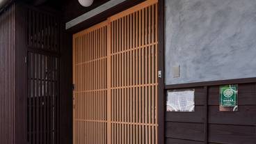 施設の入り口 / 5