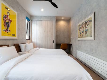 Off-Piste Chalet by H2 Life / 3