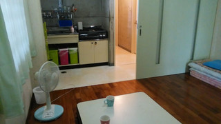 トリプルルーム 6畳 1階 個別バス・トイレ・キッチン付き